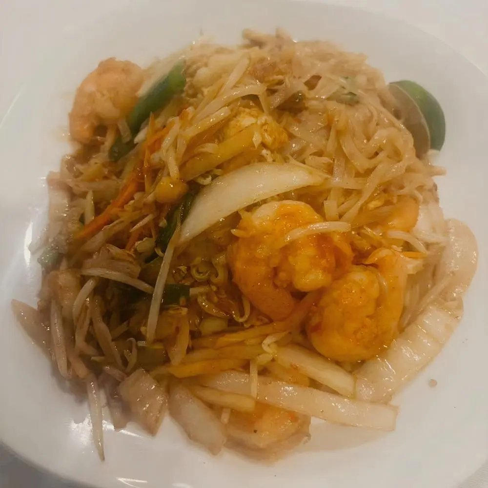 Shrimp Pad Thai at Asian Palace Chinese Restaurant in Wexford